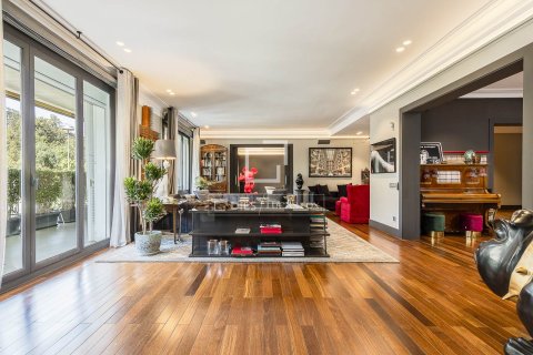 Apartment à vendre à Barcelona, Espagne, 7 chambres, 563 m2 No. 195621 - photo 20
