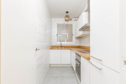 Apartment à vendre à Barcelona, Espagne, 3 chambres, 75 m2 No. 195622 - photo 18