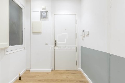 Apartment à vendre à Barcelona, Espagne, 3 chambres, 75 m2 No. 195622 - photo 24