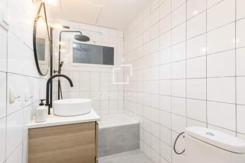 Apartment à vendre à Barcelona, Espagne, 3 chambres, 75 m2 No. 195622 - photo 21