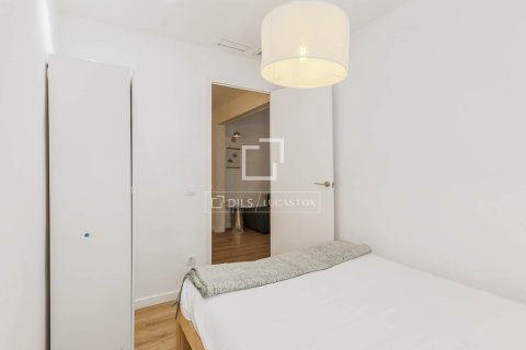 Apartment à vendre à Barcelona, Espagne, 3 chambres, 75 m2 No. 195622 - photo 15