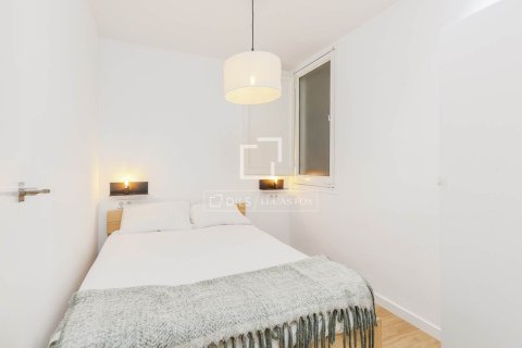 Apartment à vendre à Barcelona, Espagne, 3 chambres, 75 m2 No. 195622 - photo 13