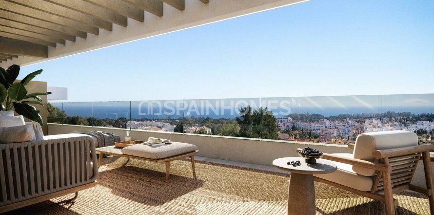 Apartment à Estepona, Malaga, Espagne 2 chambres, 74 m2 No. 195624