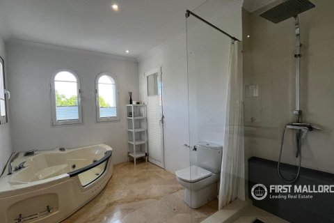 Villa zur Miete in Nova Santa Ponsa, Mallorca, Spanien 5 Schlafzimmer, 450 m2 Nr. 190539 - Foto 23
