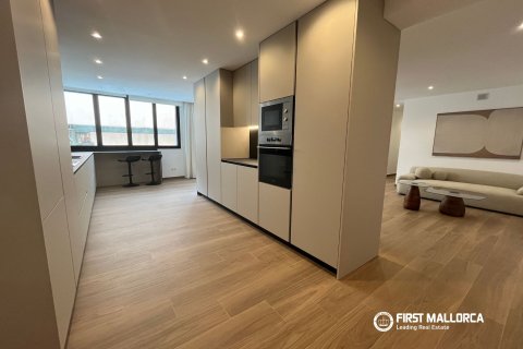 Apartamento en alquiler en Palma de Mallorca, Mallorca, España 3 dormitorios, 134 m2 No. 190533 - foto 2