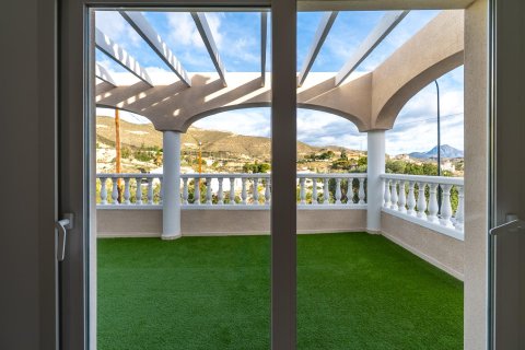 Apartament w El Campello, Alicante, Hiszpania 3 sypialnie, 246 mkw. nr 149847 – zdjęcie 19