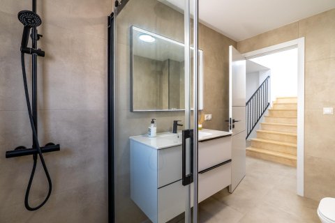 Apartament w El Campello, Alicante, Hiszpania 3 sypialnie, 246 mkw. nr 149847 – zdjęcie 23