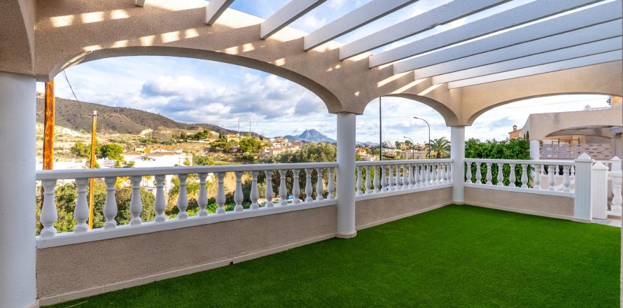 Apartament w El Campello, Alicante, Hiszpania 3 sypialnie, 246 mkw. nr 149847