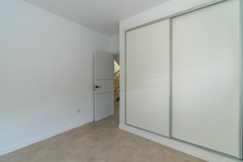 Apartament w El Campello, Alicante, Hiszpania 3 sypialnie, 246 mkw. nr 149847 – zdjęcie 27