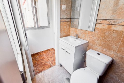 Wohnung zum Verkauf in Oviedo, Asturias, Spanien 1 Schlafzimmer, 58 m2 Nr. 182851 - Foto 14