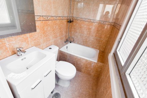 Wohnung zum Verkauf in Oviedo, Asturias, Spanien 1 Schlafzimmer, 58 m2 Nr. 182851 - Foto 23