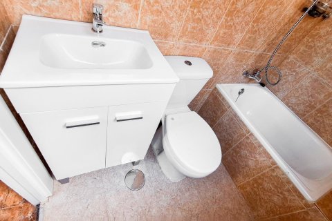 Wohnung zum Verkauf in Oviedo, Asturias, Spanien 1 Schlafzimmer, 58 m2 Nr. 182851 - Foto 15