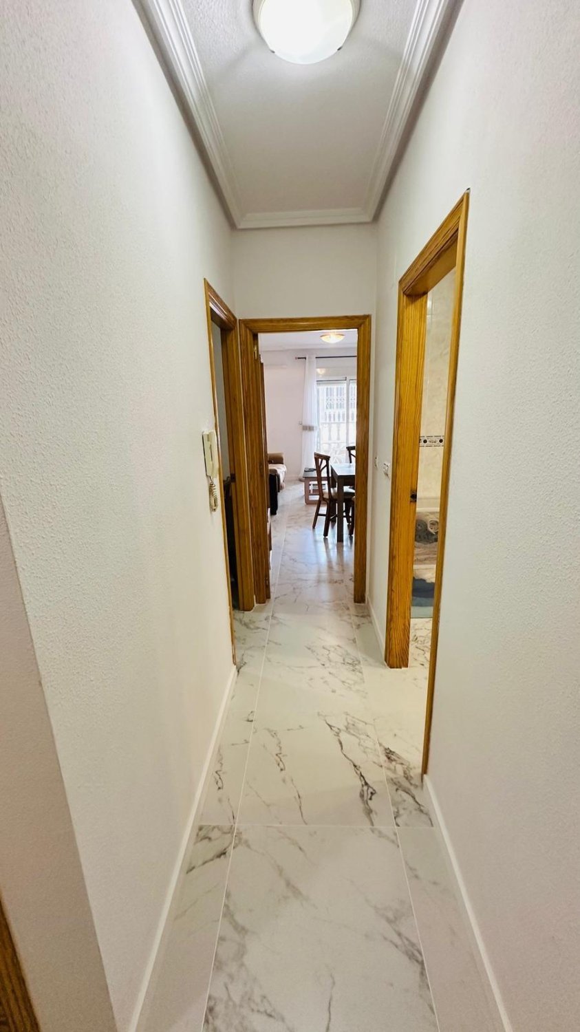 Apartament w Torrevieja, Alicante, Hiszpania 2 sypialnie, 68 mkw. nr 182853