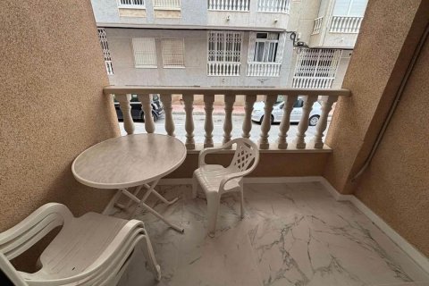 Apartment for sale in Torrevieja, Alicante, Spain 2 bedrooms, 68 sq.m. No. 182853 - photo 26