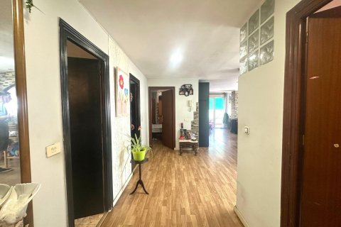 Apartamento en venta en Torrevieja, Alicante, España 2 dormitorios, 101 m2 No. 182848 - foto 4