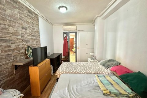 Apartamento en venta en Torrevieja, Alicante, España 2 dormitorios, 101 m2 No. 182848 - foto 19