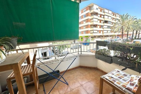 Apartamento en Torrevieja, Alicante, España 2 dormitorios, 101 m2 No. 182848