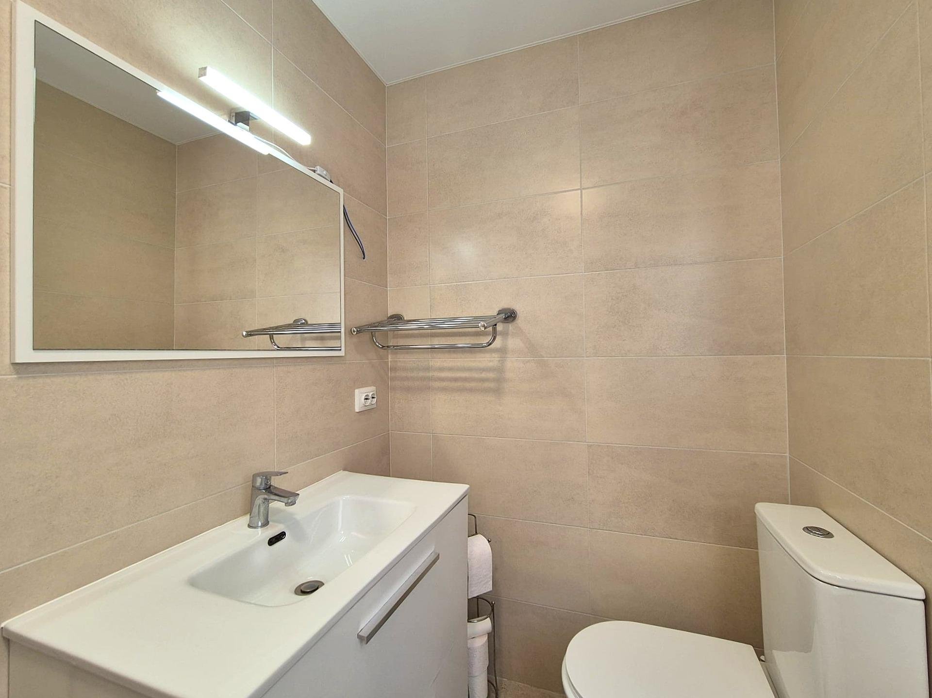 Dzīvoklis Alicante, Spānijā 1 istaba, 85 m2 Nr. 183079