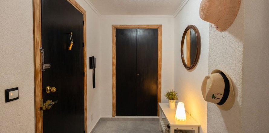 Wohnung in Torrevieja, Alicante, Spanien 89 m2 Nr. 183077