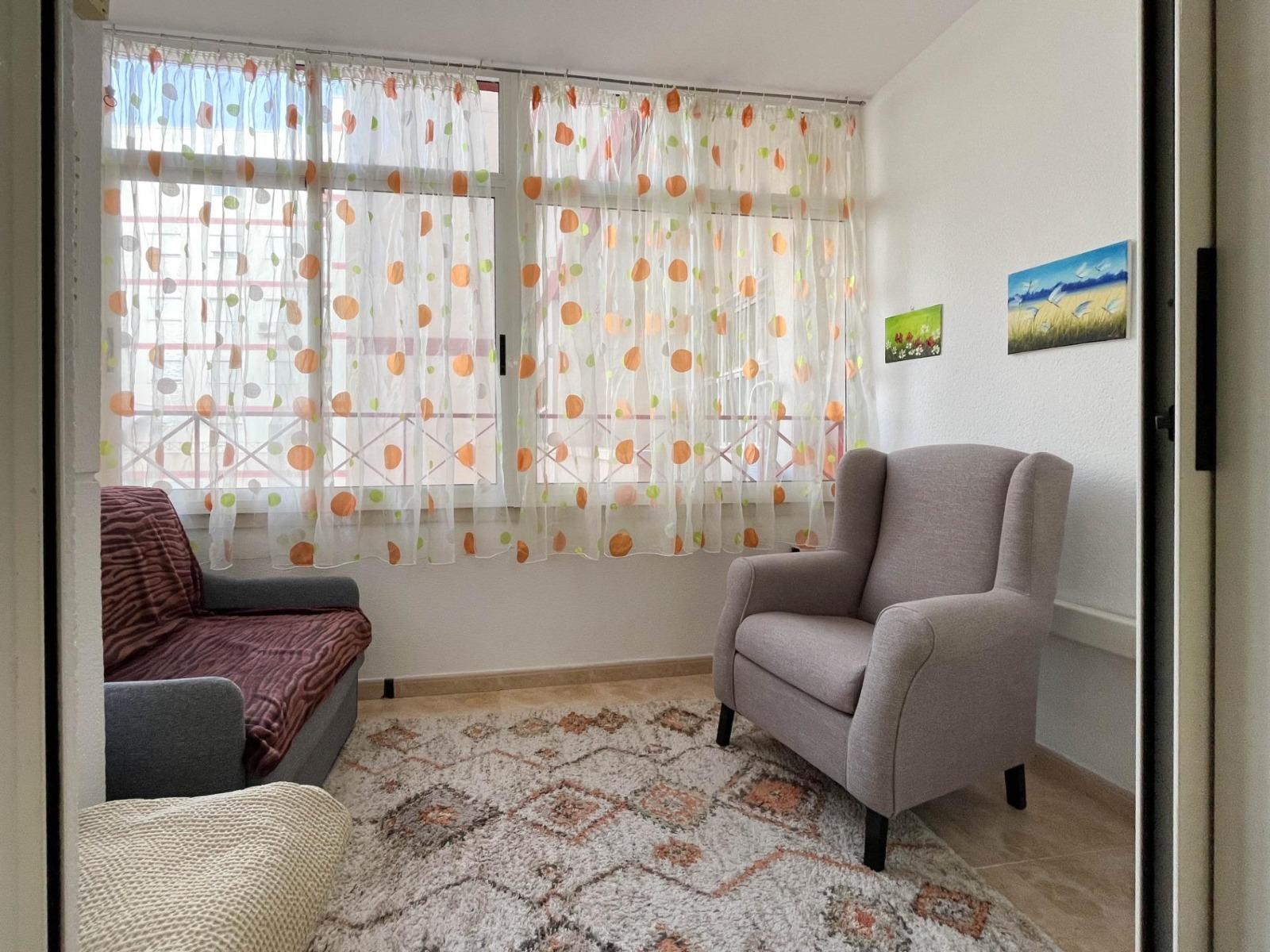 Apartamento en Torrevieja, Alicante, España 1 dormitorio, 52 m2 No. 183080