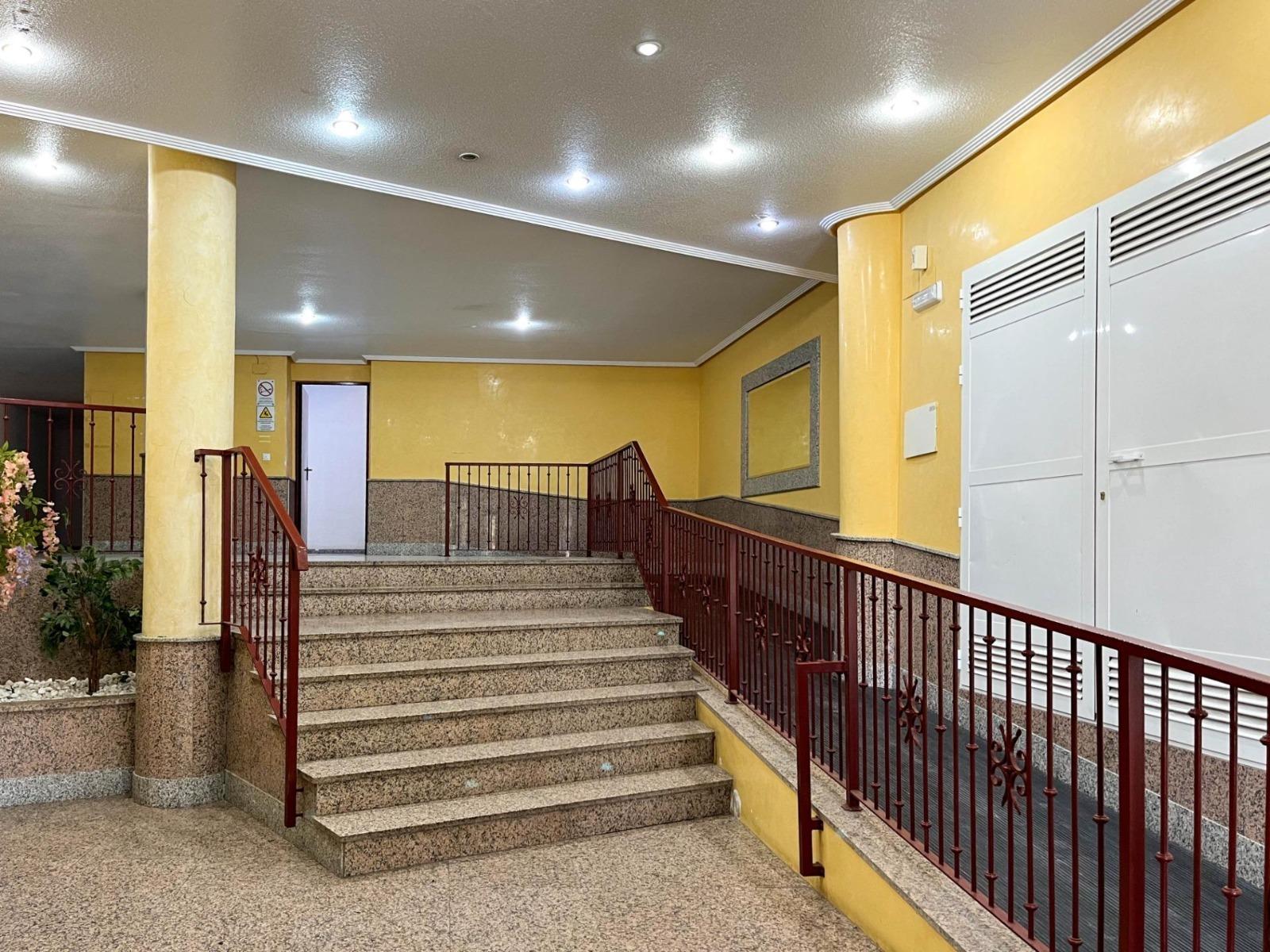 Apartamento en Torrevieja, Alicante, España 1 dormitorio, 52 m2 No. 183080