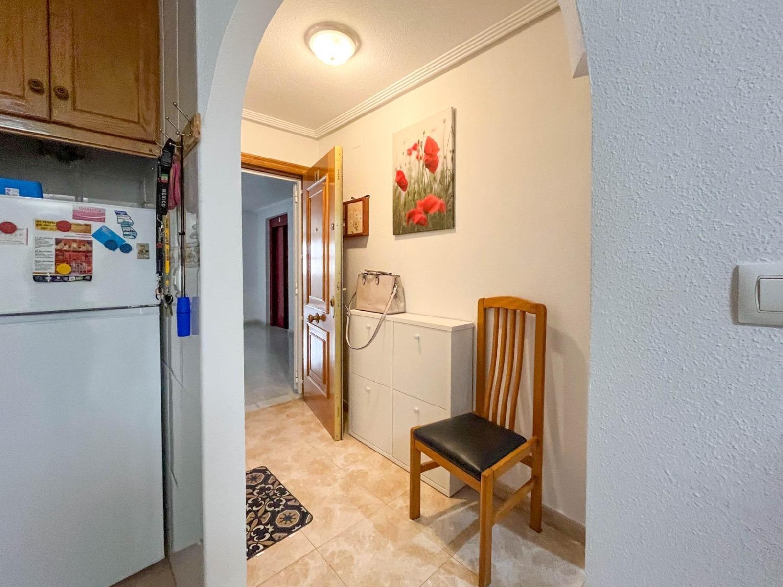 Apartamento en Torrevieja, Alicante, España 1 dormitorio, 52 m2 No. 183080