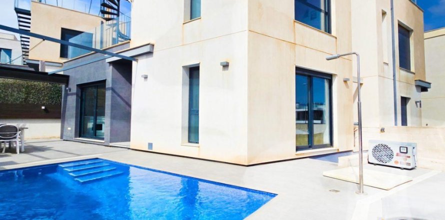 Villa à Alicante, Espagne 3 chambres, 100 m2 No. 145335