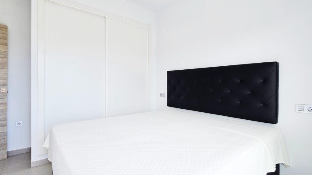 Villa en Alicante, España 3 dormitorios, 100 m2 No. 145335