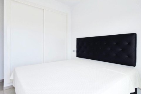 Villa à vendre à Alicante, Espagne, 3 chambres, 100 m2 No. 145335 - photo 22