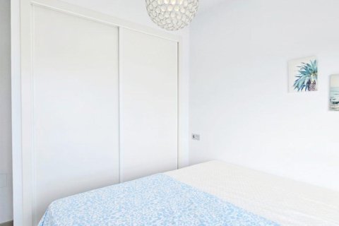 Villa à vendre à Alicante, Espagne, 3 chambres, 100 m2 No. 145335 - photo 11