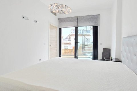 Villa à vendre à Alicante, Espagne, 3 chambres, 100 m2 No. 145335 - photo 9