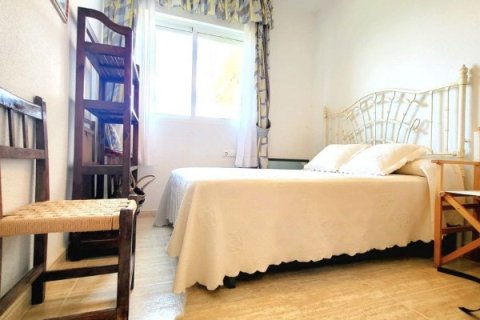 Huoneisto myytävänä Dehesa De Campoamor, Alicante, Espanja, 3 makuuhuonetta, 108 m2 No. 145339 - kuva 16