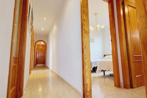 Huoneisto myytävänä Dehesa De Campoamor, Alicante, Espanja, 3 makuuhuonetta, 108 m2 No. 145339 - kuva 28