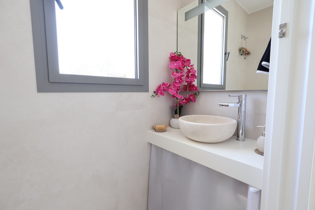 Villa en Campoamor, Alicante, España 4 dormitorios, 272 m2 No. 145334