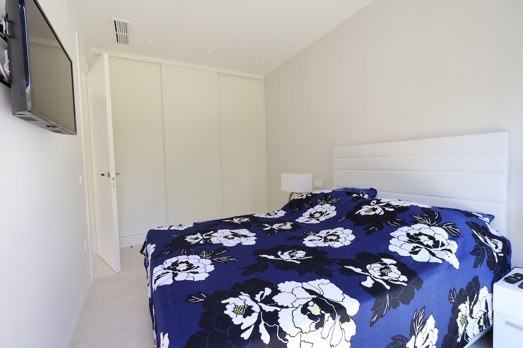 Villa en Campoamor, Alicante, España 4 dormitorios, 272 m2 No. 145334