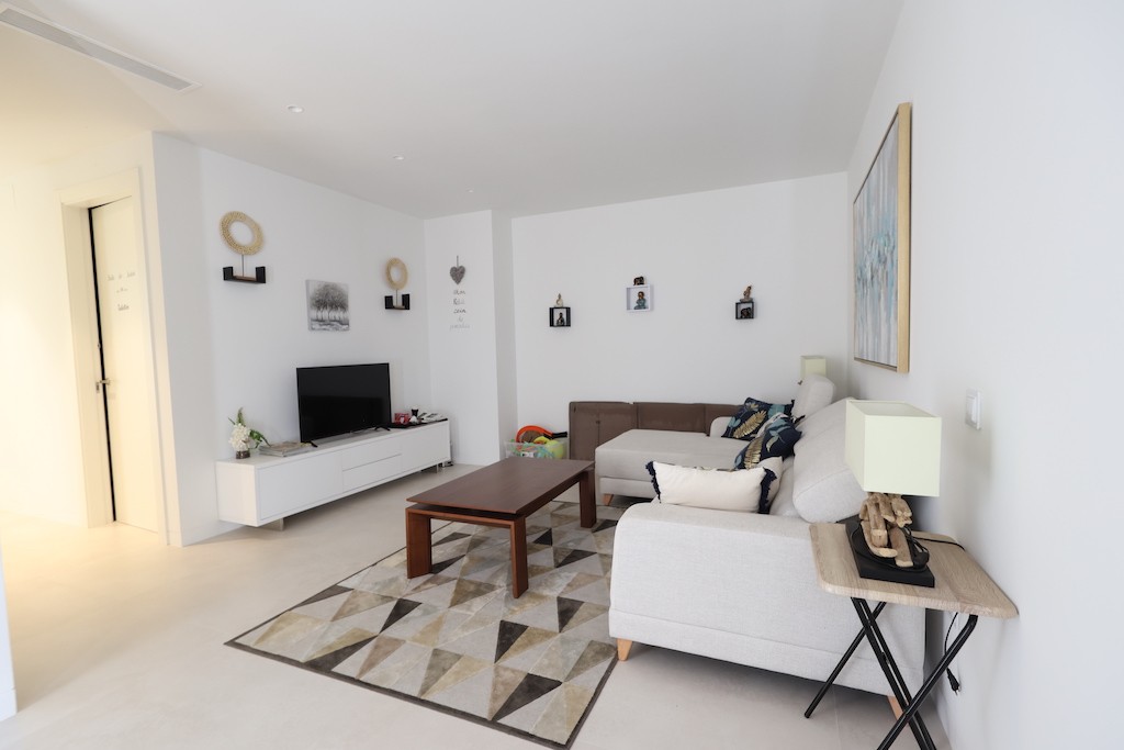 Villa en Campoamor, Alicante, España 4 dormitorios, 272 m2 No. 145334
