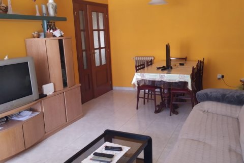 Huoneisto myytävänä Veguellina de Orbigo, Leon, Espanja, 3 makuuhuonetta, 119 m2 No. 192230 - kuva 5