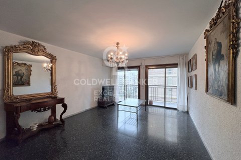 Apartament w Valencia, Hiszpania 4 sypialnie, 166 mkw. nr 156678 – zdjęcie 2