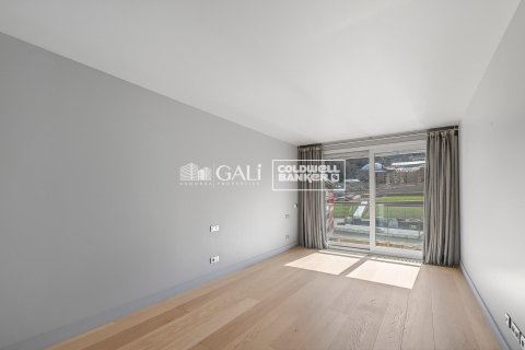 Penthouse for sale in Principado De Andorra (Ninguna Poblacion Tiene C.P.), Lleida, Spain 4 bedrooms, 318 sq.m. No. 156677 - photo 14