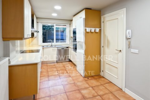 Casa in vendita a Oleiros, A Coruna, Spagna 4 camere da letto, 185 mq. N° 156675 - foto 6