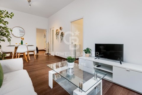 Huoneisto myytävänä Barcelona, Espanja, 2 makuuhuonetta, 50 m2 No. 156680 - kuva 2