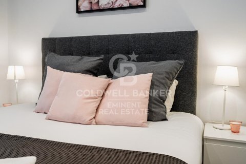 Huoneisto myytävänä Barcelona, Espanja, 2 makuuhuonetta, 50 m2 No. 156680 - kuva 19