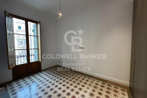 Apartament w Barcelona, Hiszpania 3 sypialnie, 209 mkw. nr 156681 – zdjęcie 20