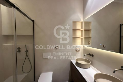 Apartament w Barcelona, Hiszpania 3 sypialnie, 209 mkw. nr 156681 – zdjęcie 12