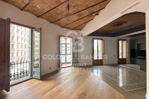 Huoneisto Barcelona, Espanja 3 makuuhuonetta, 209 m2 No. 156681
