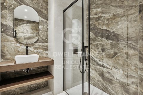 Apartamento en venta en Madrid, España 3 dormitorios, 136 m2 No. 156679 - foto 14