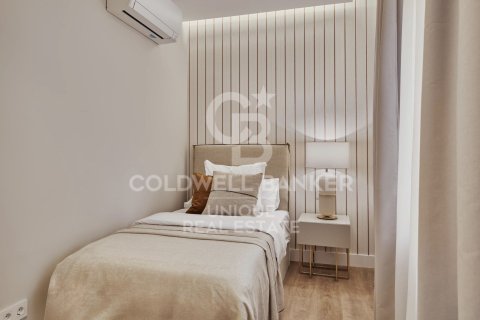 Apartamento en venta en Madrid, España 3 dormitorios, 136 m2 No. 156679 - foto 16