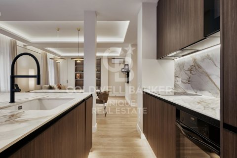 Apartamento en venta en Madrid, España 3 dormitorios, 136 m2 No. 156679 - foto 6