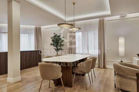 Apartamento en venta en Madrid, España 3 dormitorios, 136 m2 No. 156679 - foto 9