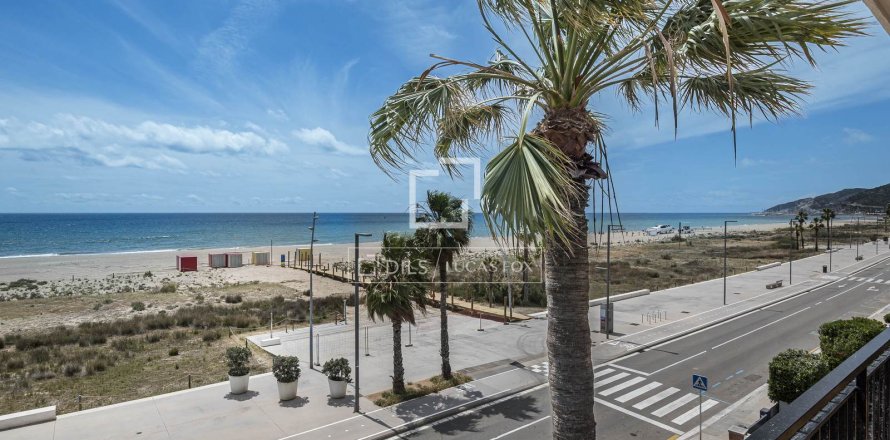 Appartamento a Castelldefels, Barcelona, Spagna 3 camere da letto, 107 mq. N° 167555